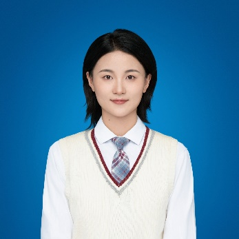 李玲.png